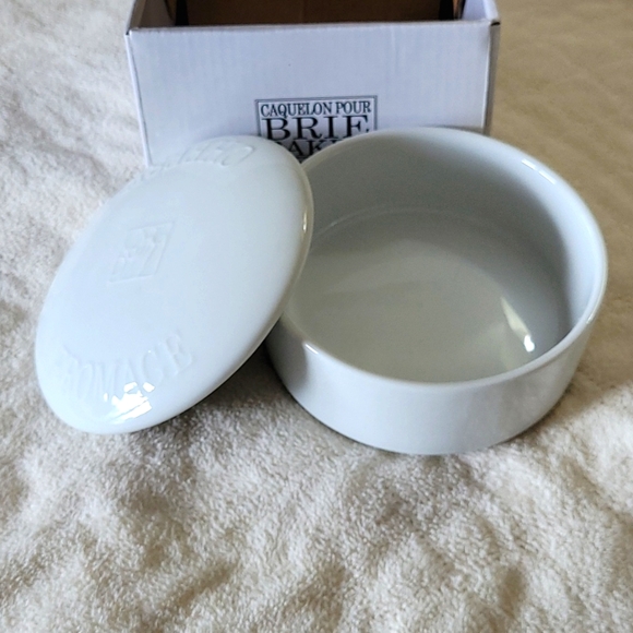 Brie Baker - Picture 2 of 5